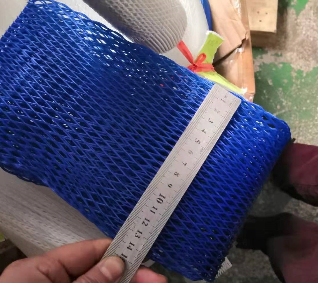 Good Elasticity Plastic Protective Netting Sleeve Soft Polyethylene For Metal Parts