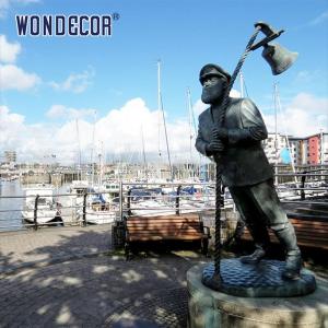 Quality Outdoor Bronze Statues Sculpture Seaside Cast Metal Captain wholesale