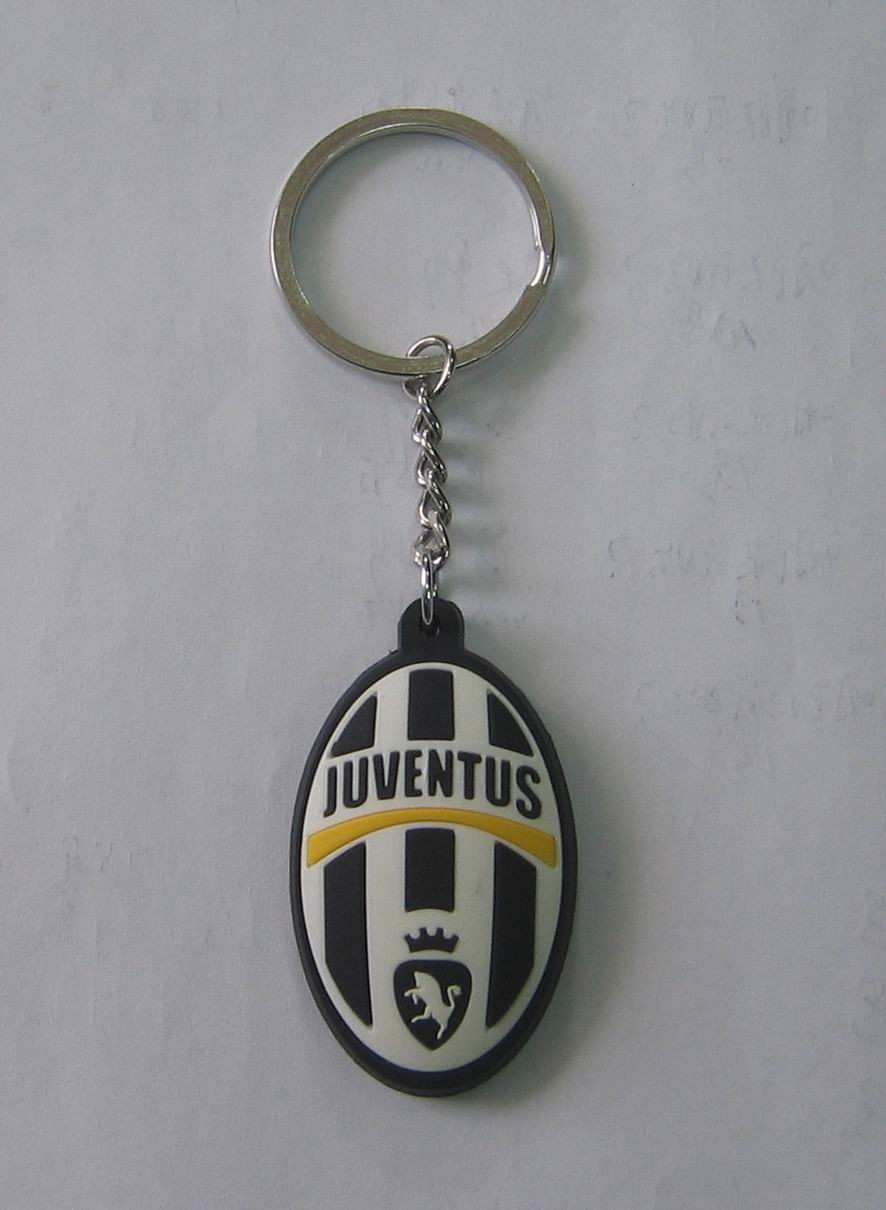 Cartoon Character 2D / 3D Keychains Custom For Decoration ,Any Pantone Color