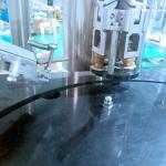 Wine/Liquor/Liquid Glass Bottle Metal Lids Capping Machine with Motor Core