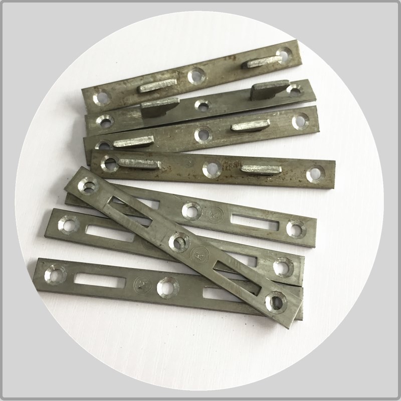 R Type 5" Heavy Duty Shed Door Hinges Black Color Unpolished Black Wear Resistance