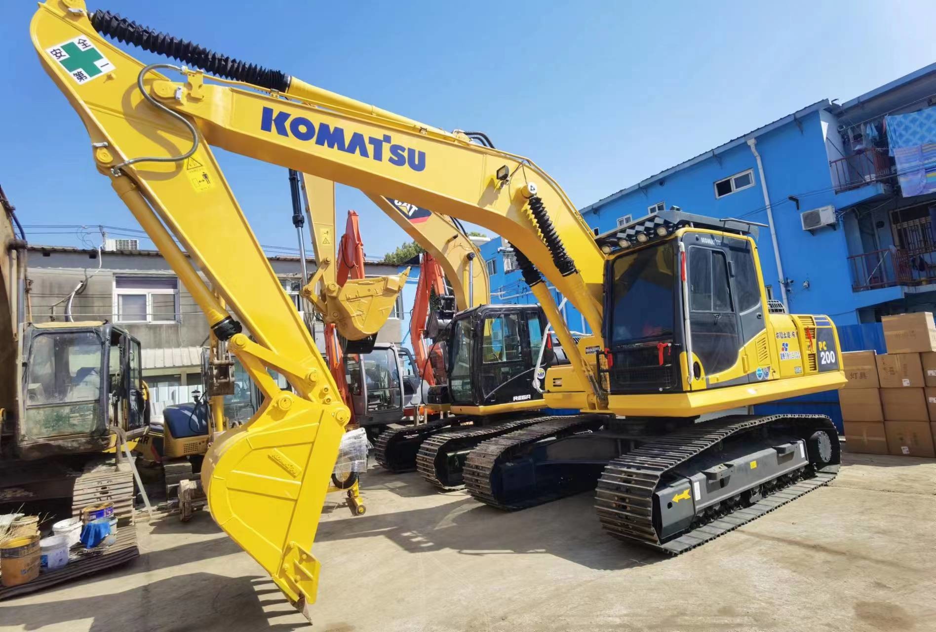 20T 22T Used Komatsu Crawler Excavator In Good Condition PC200 PC220