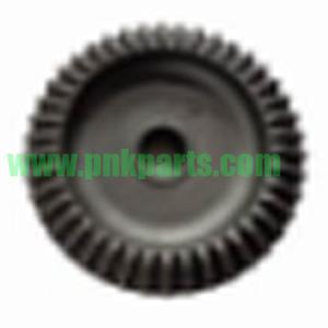 Quality Trator Spare Parts TC403-13210 32781-13210 for Agriculture Machinery Parts Gear(42 T x 30 T) Models: L2808,L3408,L4508,L4708 wholesale