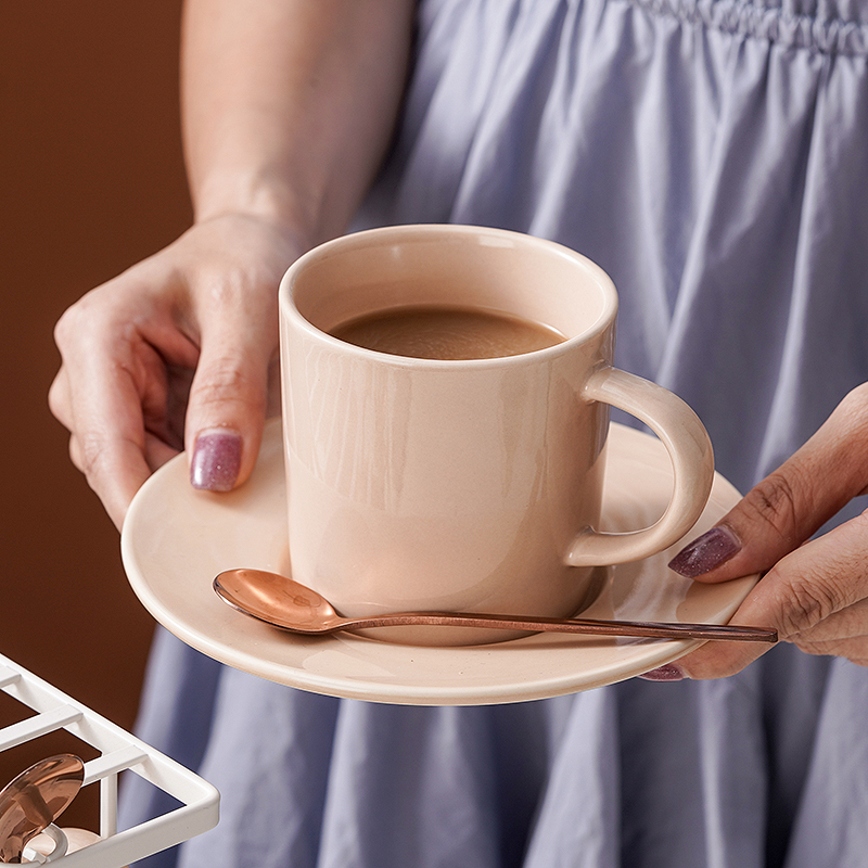 Customized 250ml Brown Luxury European Porcelain Coffee Cup For Occasion Business Gifts