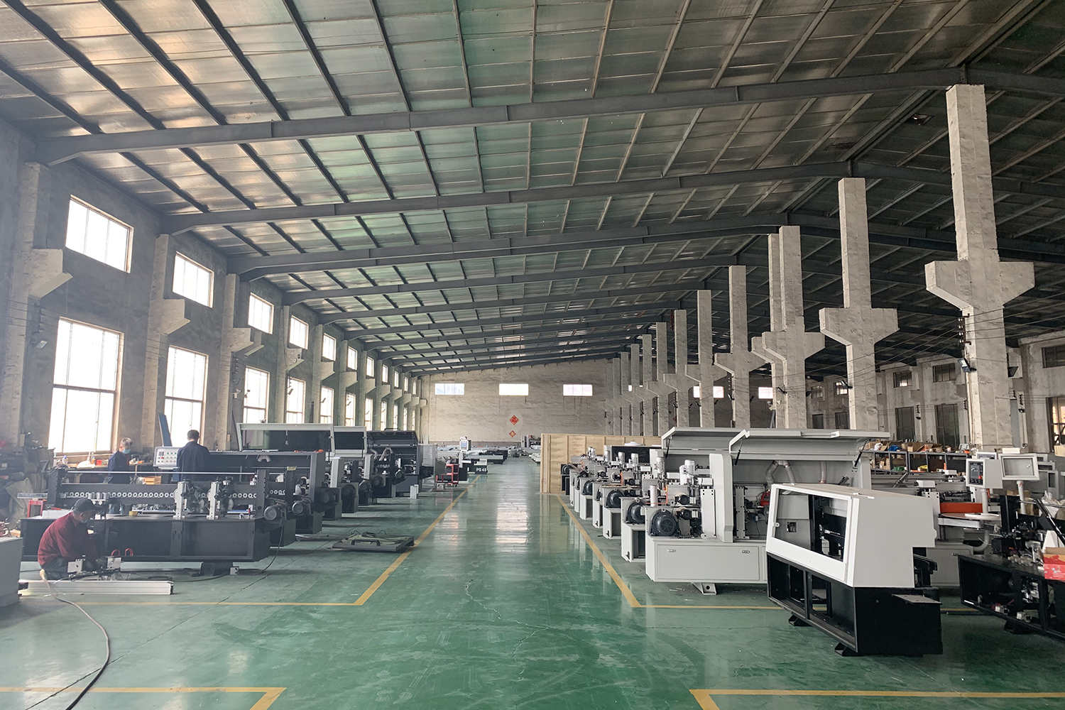 Automatic Edge Banding Machine for Building Material Shops at 0.6Mpa Working Pressure