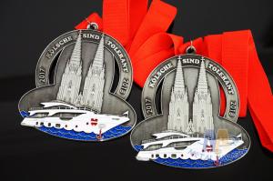 Quality Germany Carnival Gifts Metal Awards And Medals 3D Effect With Glitter Colors wholesale