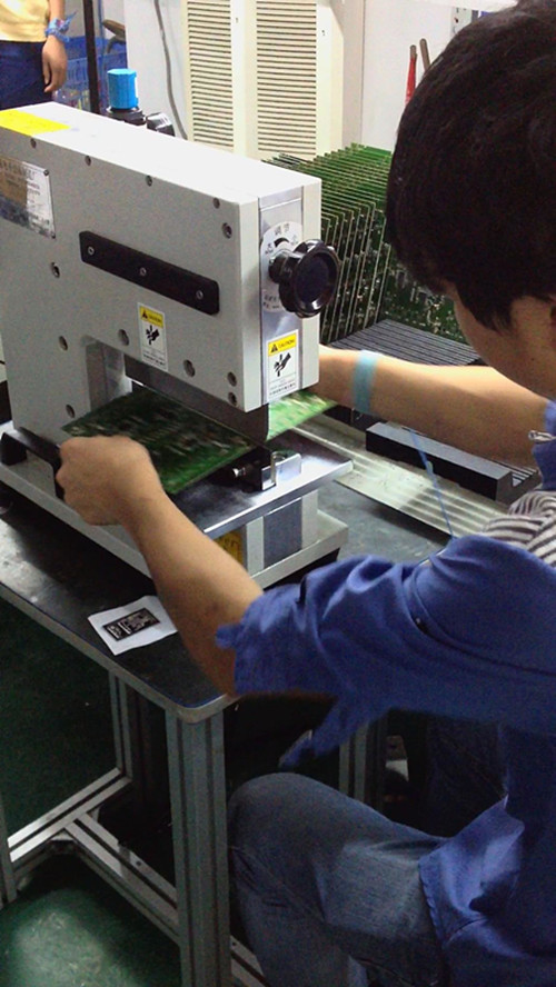 pcb depanelizer