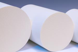 Quality MgO Cordierite Honeycomb Ceramic , Ivory Ceramic Substrates wholesale