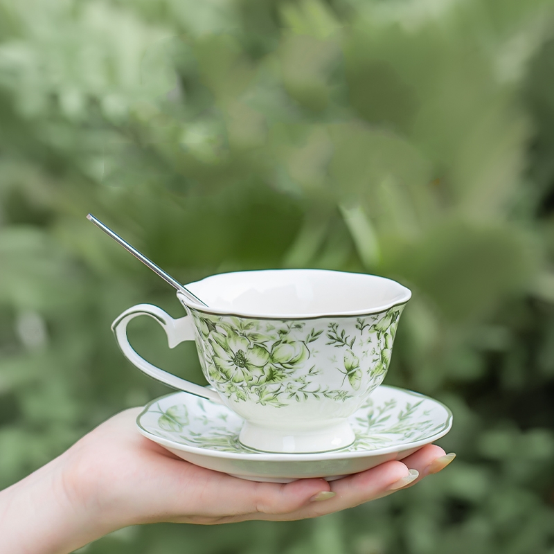 Porcelain Tea Cup And Saucer Set With Spoon French Vintage Floral Design 200ml Capacity