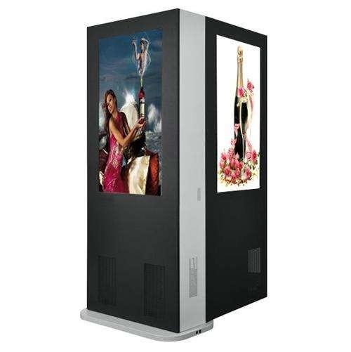Commercial Outdoor LCD Display 65" Full Waterproof Wall Mounted Digital Signage
