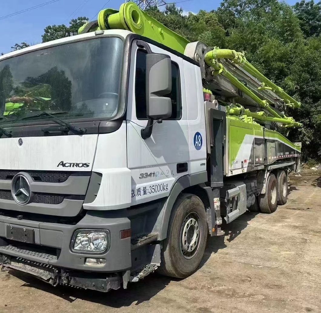 2020 Zoomlion 52m Concrete Pump Truck with Mercedes Benz Chassis Concrete Boom Pump