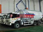 FAW 8x4 Dry Powder Bulk Cement Truck Low-Roof / High-Roof Cabin Type