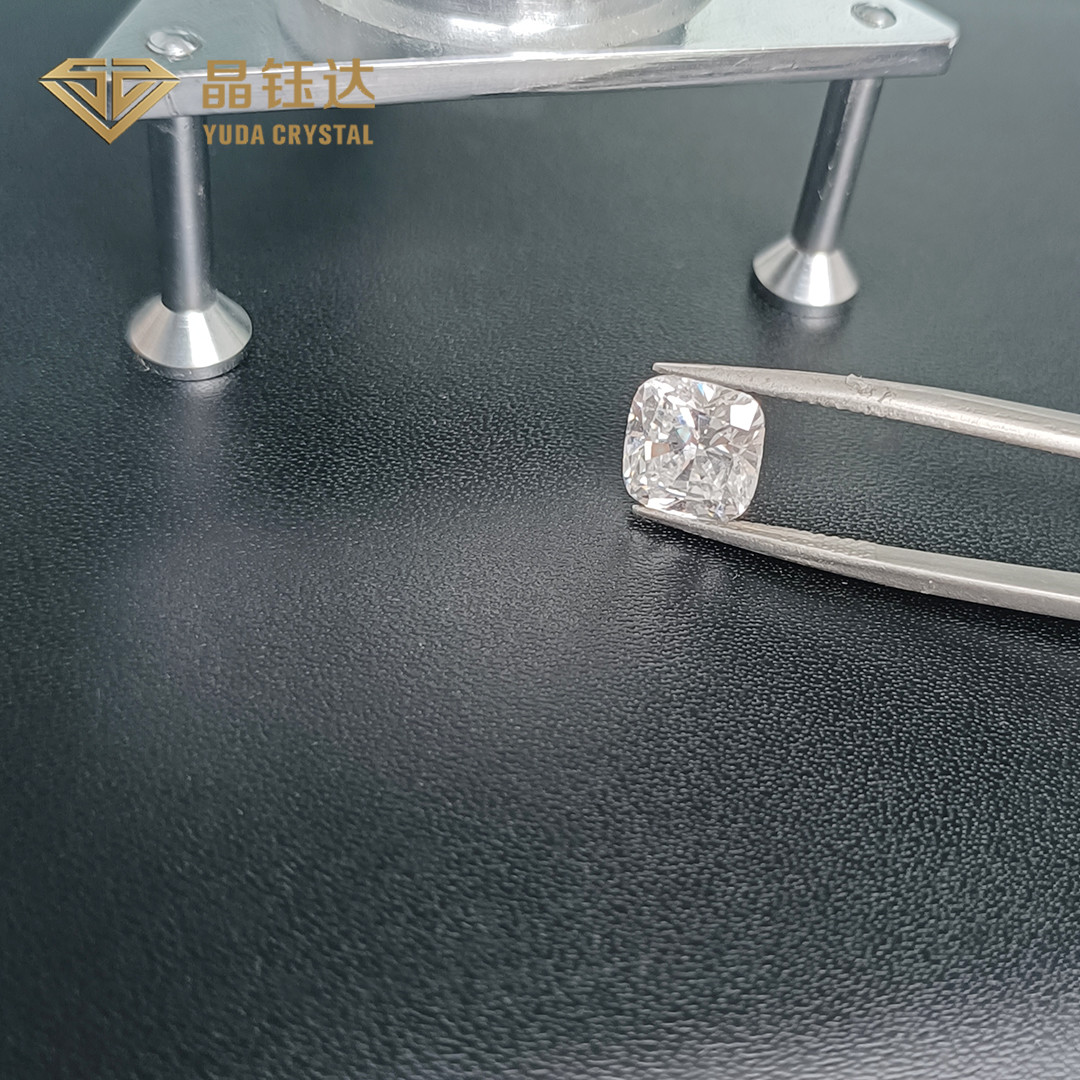 GHI Color 4.0ct 4.5ct 5.0ct CVD Lab Grown Diamonds Yuda Crystal For Jewelry