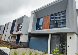 Quality AU/EU/USA Standard Prefab Apartment Buildings With Light Steel Frame For Spacious Living Area wholesale