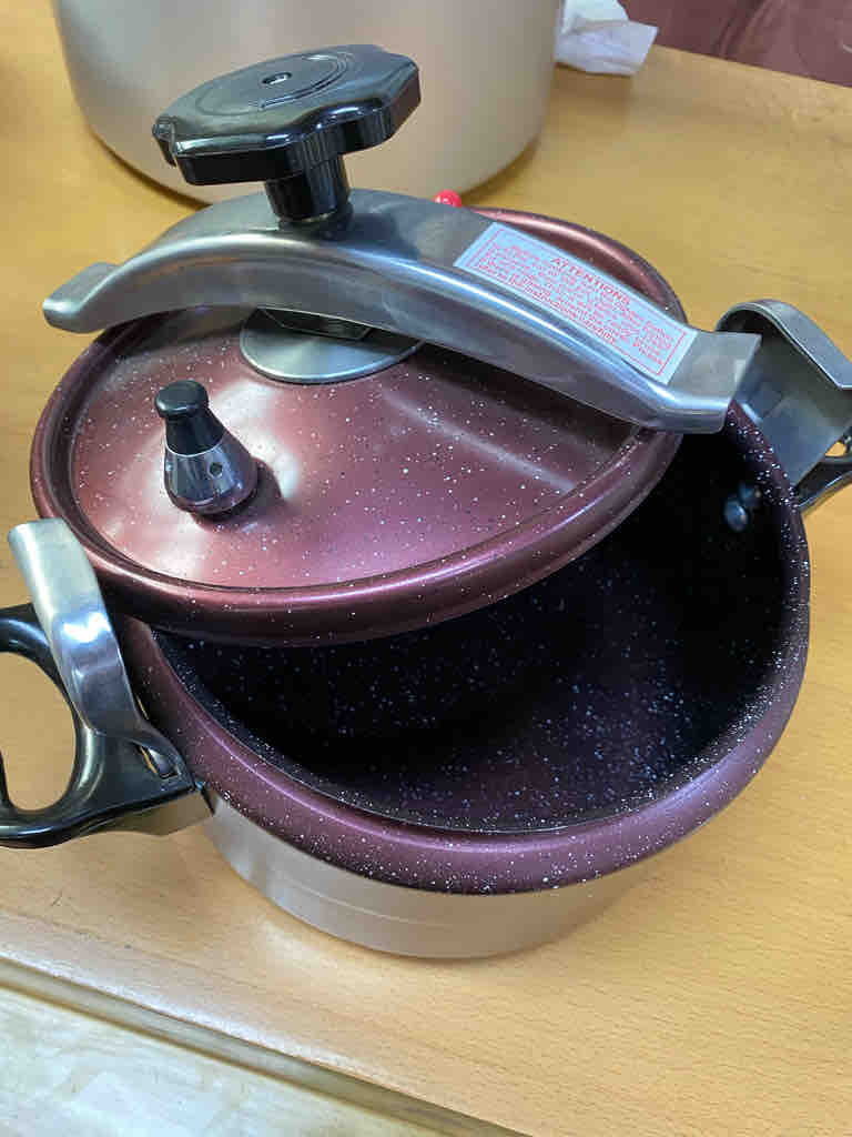 Granite Series Non Stick Pressure Cooker 7 Litre Marble Coating