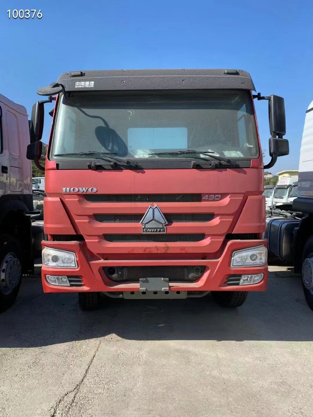 Sinotruck HOWO 371-375HP 6X4 10tires Tractor Truck Heavy Duty Trailer Head Tractor Trucks Price for Sale