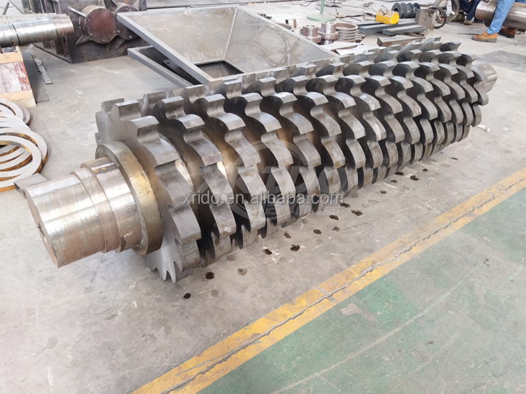 Shredding Recycling Metal Shredder 300Kg/H-22000Kg/H Industrial Steel Shredder