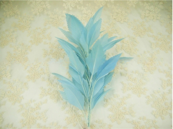Exquisite Craftsmanship Goose Feather Flower Mount with Wire Accessory