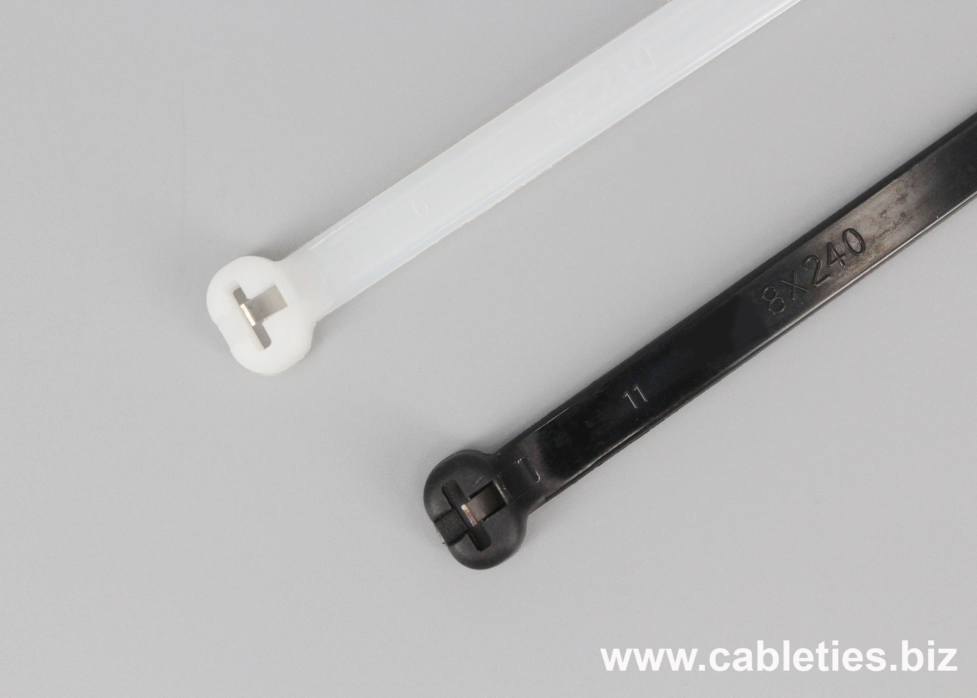 Nylon cable tie with stainless steel inlay lock (Marine cable tie)