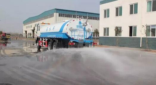 Sinotruk CLW Sprayer Water Truck / Liquid Tanker Truck 20m3 EURO II HW76 With
