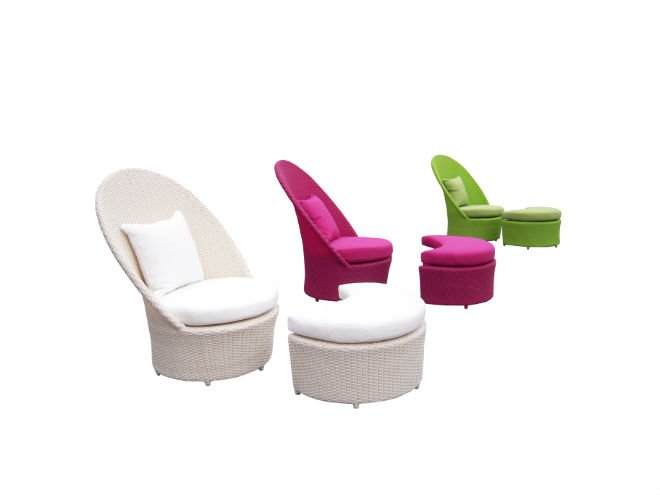 Experience the Perfect Outdoor Lounging with Our 100% Handwoven Aluminum Frame Rattan Fabric Sun Lounger