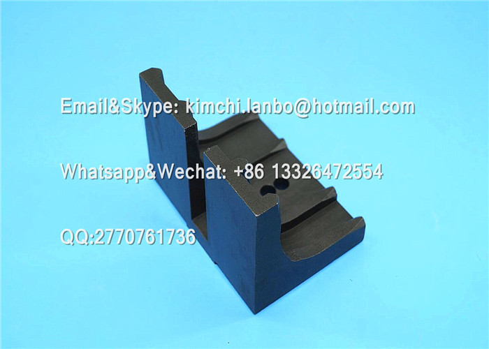 C5.521.141 chain guide 110x78x70mm high quality offset printing machine parts