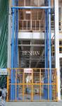 2000KG Residential Cargo Lift Hydraulic Outdoor Goods Lift For Mezzanine Floor