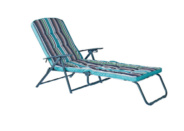 Customized Reclining Folding Padded Sun Loungers Sun Resistant For Patio garden