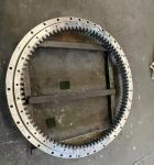 Yn40f00042f2 Slewing Bearing Slewing Ring Excavator SK200-10 SK220