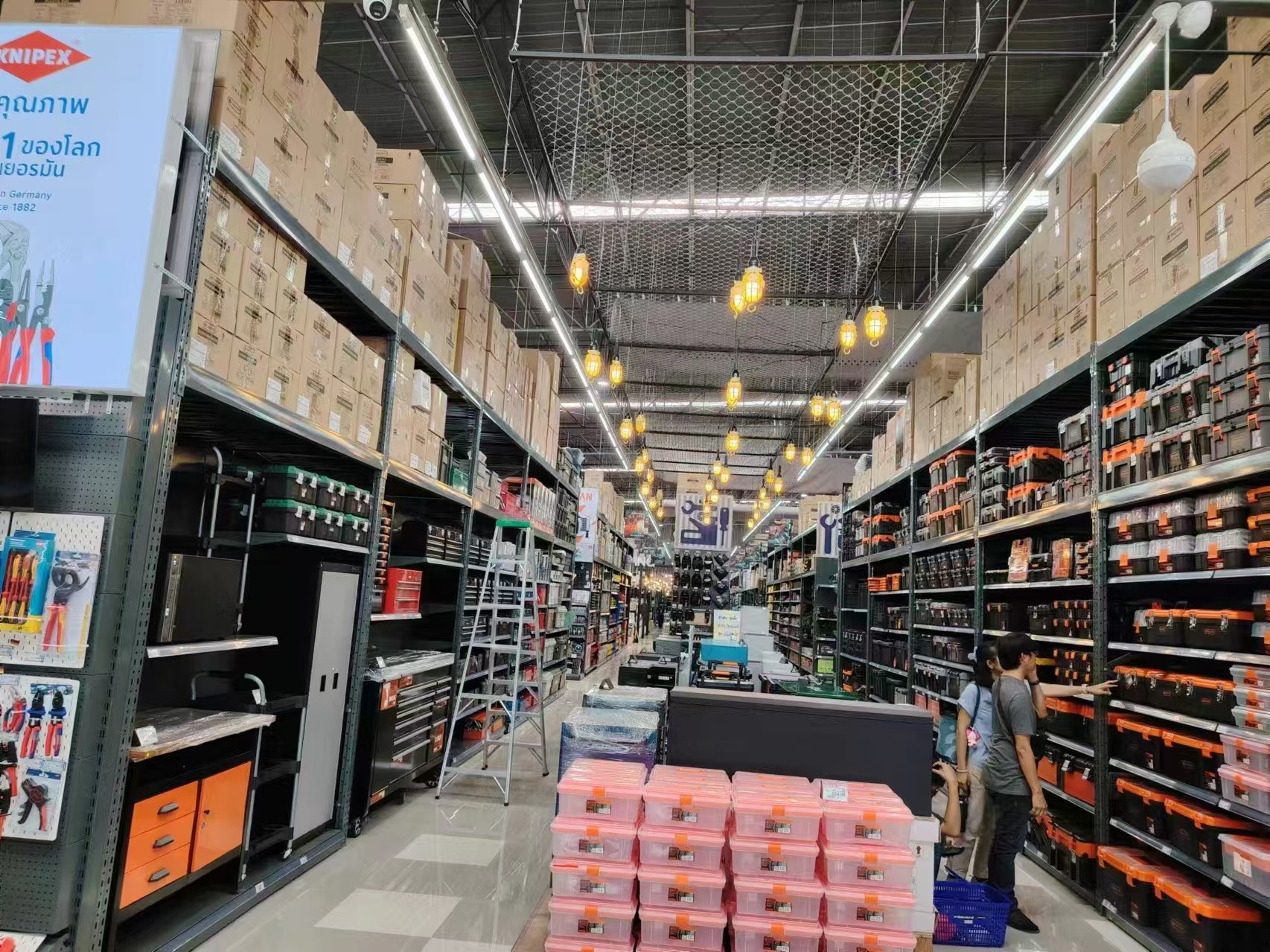 Customized Steel Supermarket Shelves Pallet Racking Adjustable