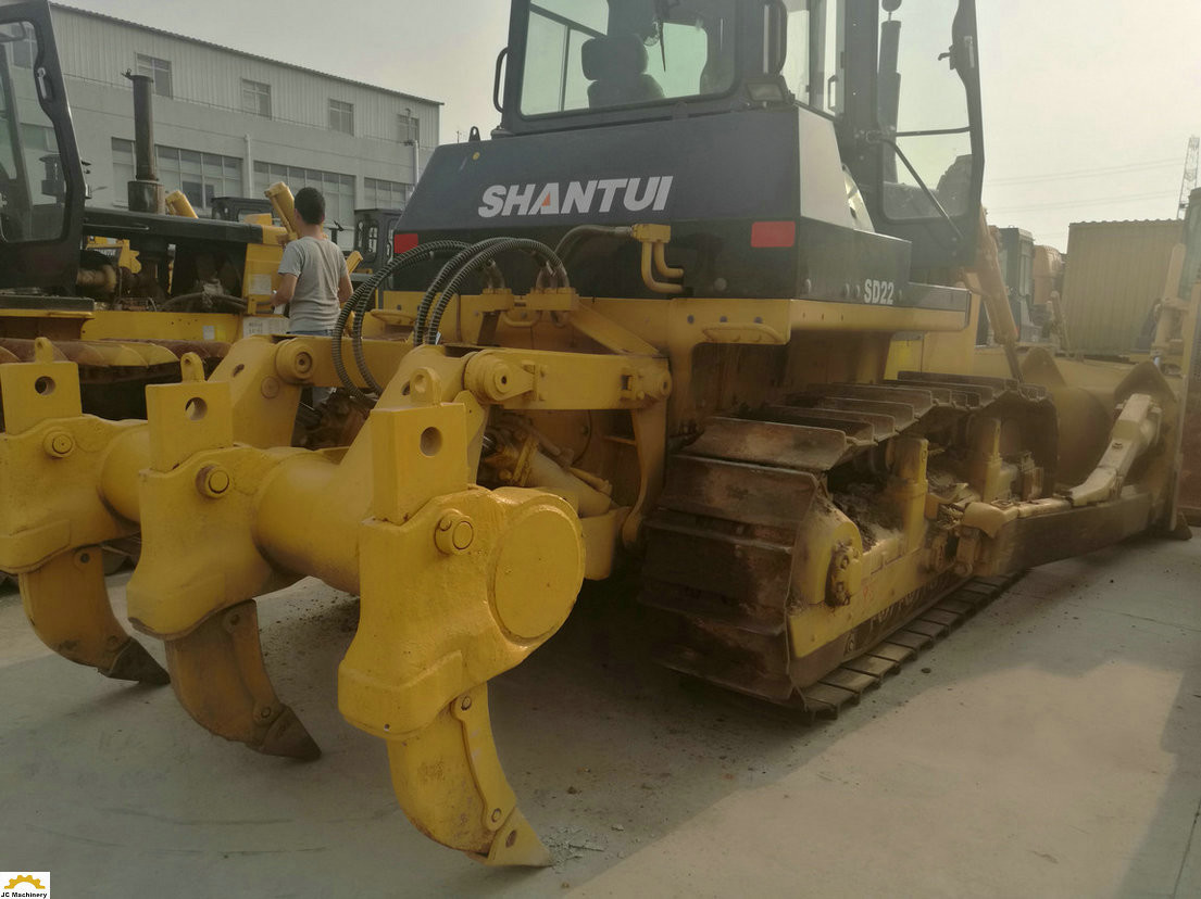 6.4M3 Blade Capacity Used Shantui Bulldozer SD22 New Arrival Good Working Condition