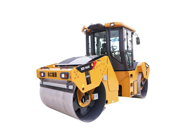 XCMG XD143 Double Drum Vibratory Road Roller Compactor Machine DEUTZ BF04M1013EC Engine