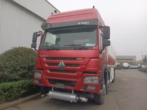 Quality SINOTRUK HOWO Red Oil Tank Truck 400HP 8×4 12 Wheels High Capacity wholesale