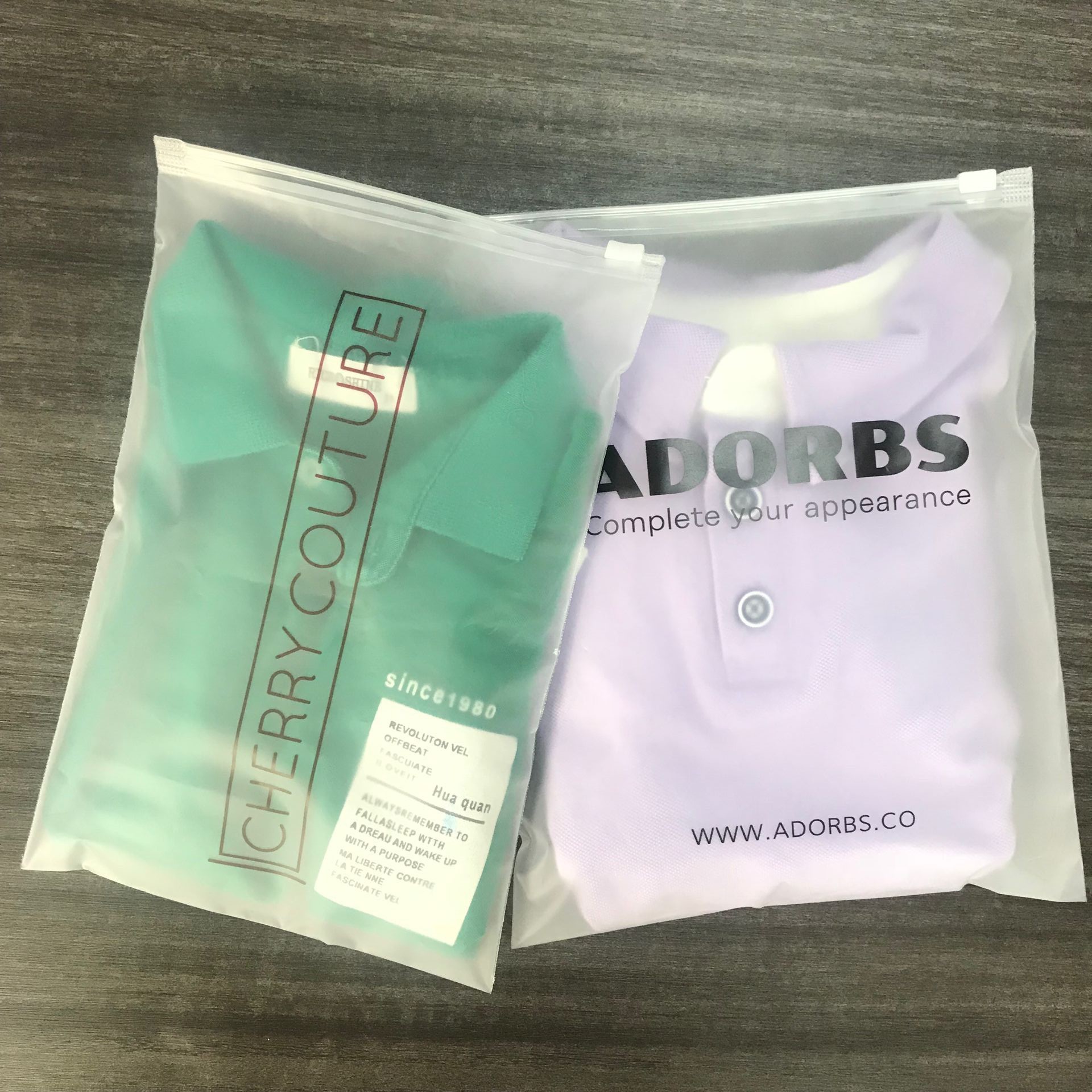 Zipper Printed Garment Plastic Packaging Bags Self Sealing OPP Material 32x22cm