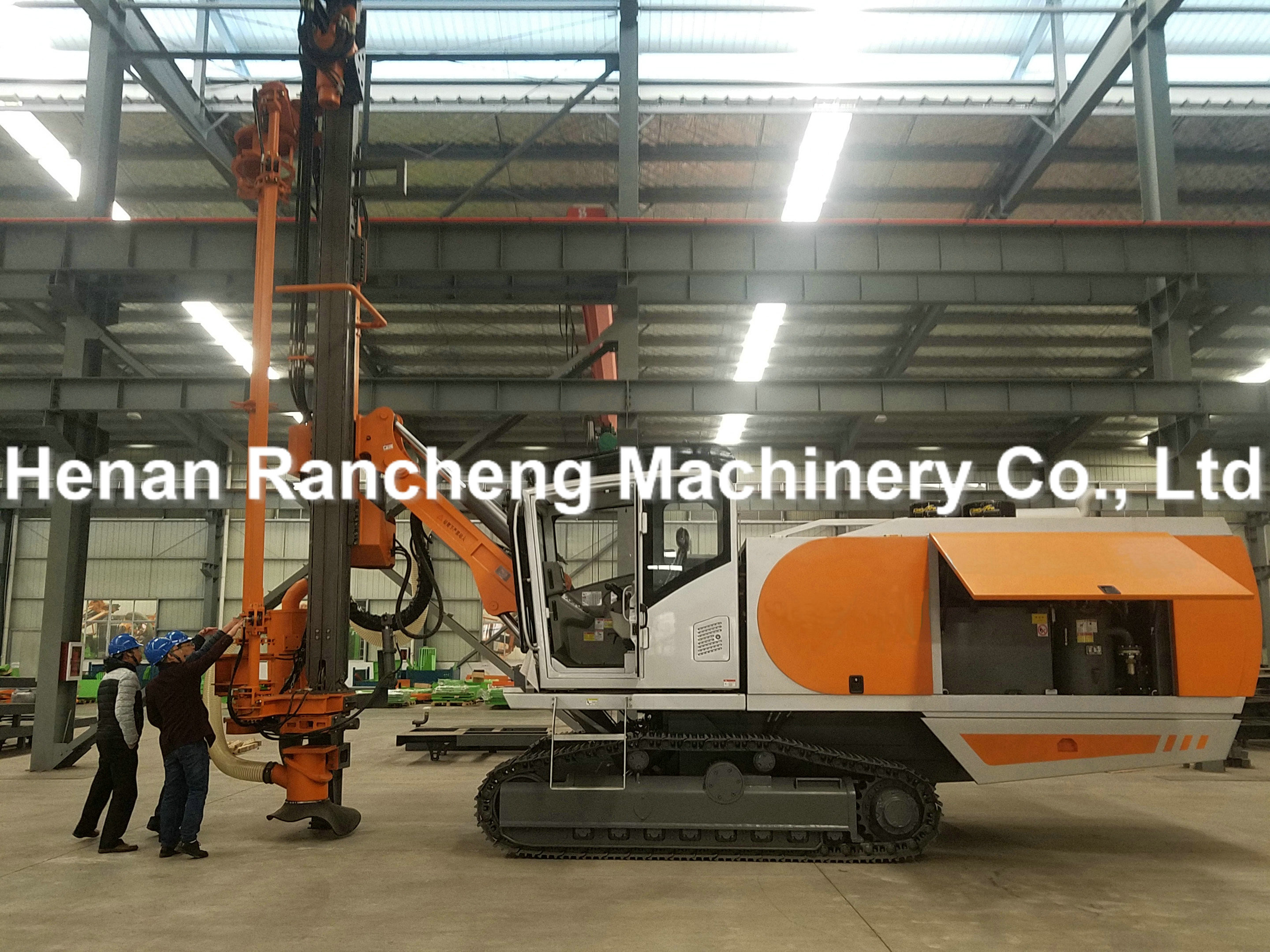 138 - 165mm Hole Range DTH Drilling Machine 287KW Rated Power 35m Drilling Depth