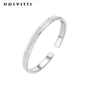 Quality 0.08oz 2in Solid Silver Charm Bracelet S925 OEM Womens Adjustable Bracelet wholesale