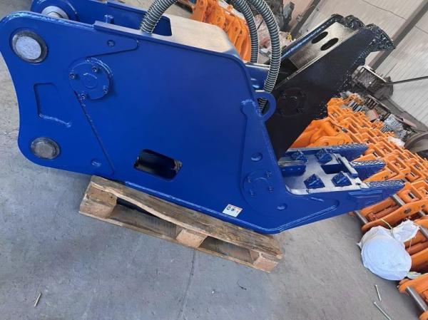 12-18 Tons Excavator Concrete Pulverizer For EX130 PC120 ZX130 SK120 CX130 CX160