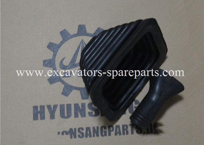 Rubber Excavator Cabin Parts KOMATSU Excavator Boots 20Y-43-22381 20Y-43-22421 20Y-43-22250