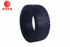 Quality 355 65-15 Solid Forklift Tires Size 810x810x302mm 3 Years Warranty wholesale