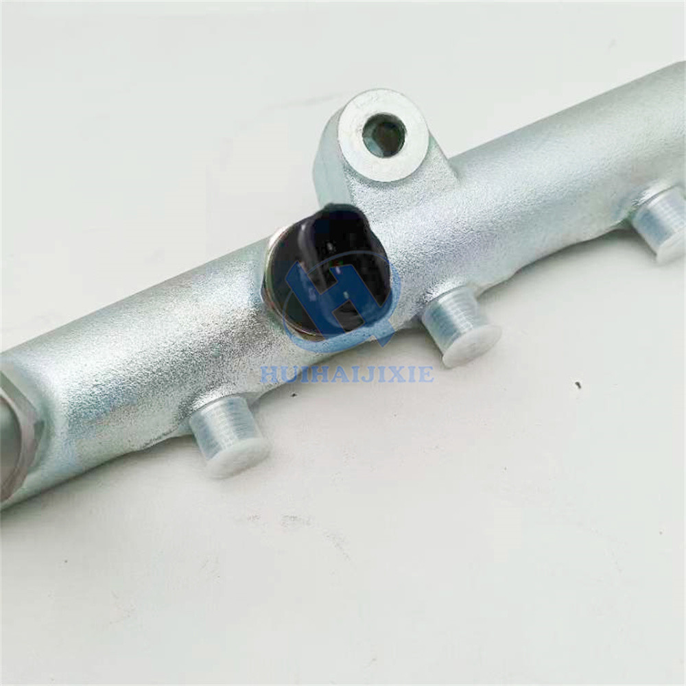 Cumins Excavator Engine Parts 3963815 Common Rail Fuel Pipe Fuel Manifold