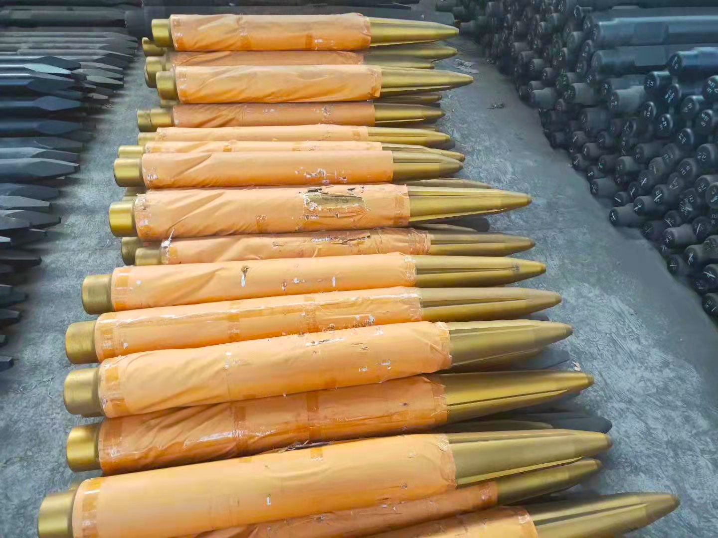 20 Gpm Hydraulic Excavator Hammers With Varying Impact Energy Weight