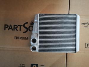 Quality PARTSQUEEN Car Heater Core 1K0 819 031 Energy Efficiency For Interior Heating wholesale