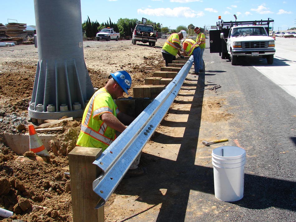 Hot Dipped Galvanized Highway Safety 3 To 2 Two To Be Three Guardrail for Roadway Sale