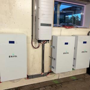 Quality Household 48V Wall Mounted LiFePo4 Battery 200ah 100ah Lithium Solar Battery 10kwh wholesale