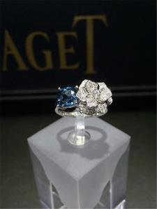 Quality Piaget full diamonds tanzanite rose ring of 18kt gold with white gold wholesale