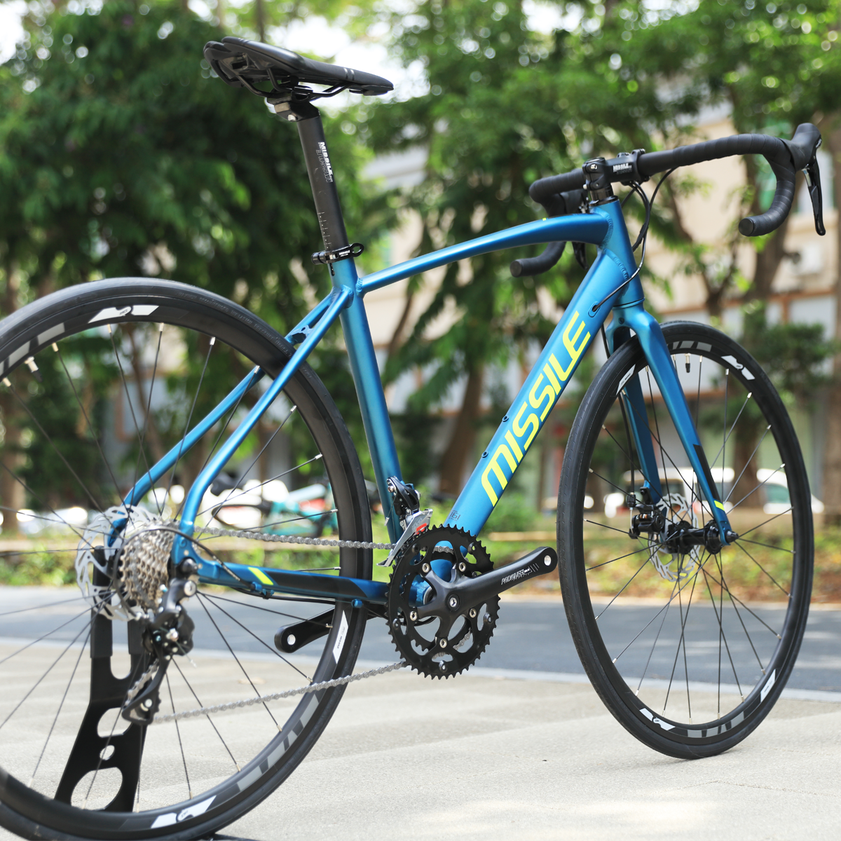 Aluminum Alloy Rim Material Fast Delivery Racing Bike for Man Road Bike Mountainbikes