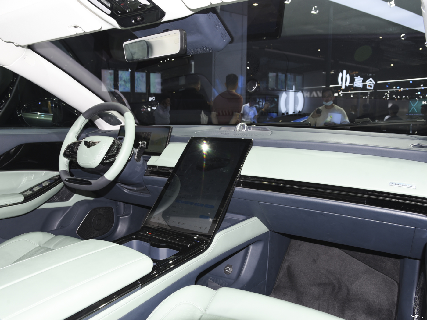 2024 BYD 4DW Big Sedan with 1020KM 5 Seat Energy Vehicle B.H.D Y6 Electric Car Charging time H 0.5 Max Speed 205Km/h