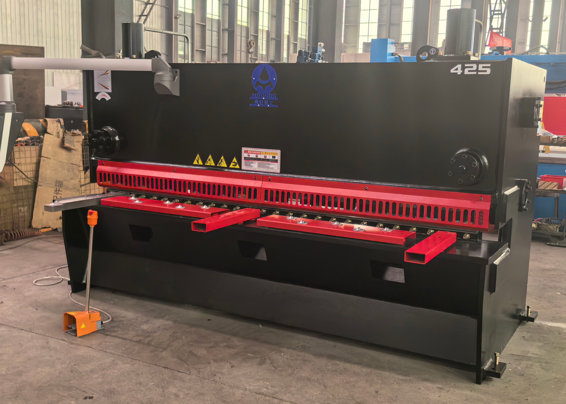 Hydraulic Guillotine Servo Pump Controlled Brake Shear 4mm Sheet Metal Power Saving High Efficiency