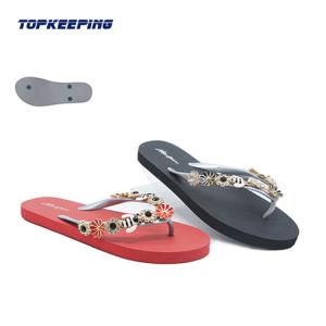 Quality Diamond Decoration Ladies Flip Flop With Metal Luster Textured Strap wholesale