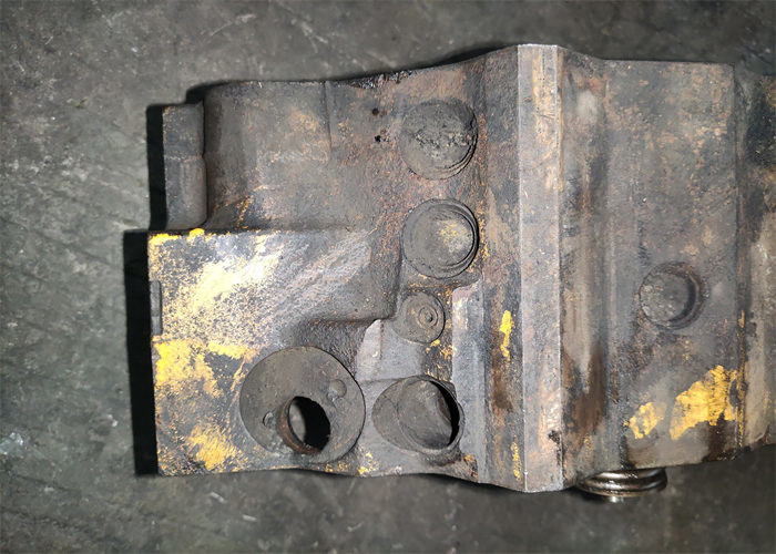 6217-11-1113 Second Hand Cylinder Heads 6D140-3 For Excavator PC650-7